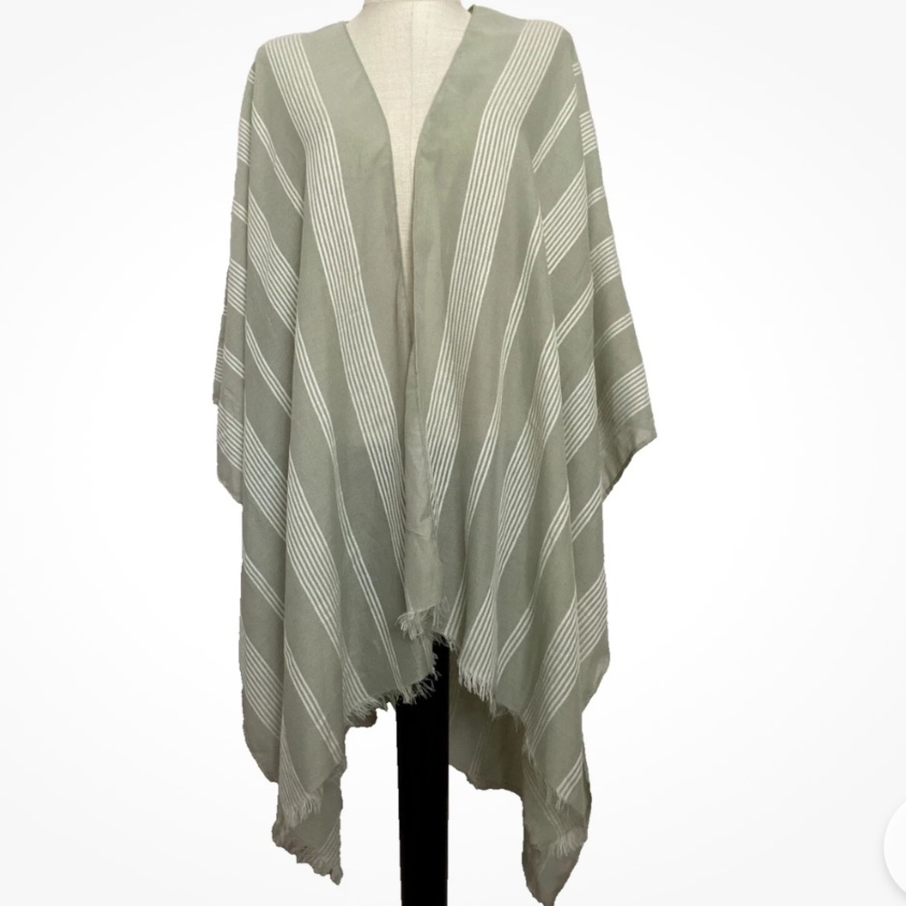 TIME AND TRU Green Stripe Layering Kimono